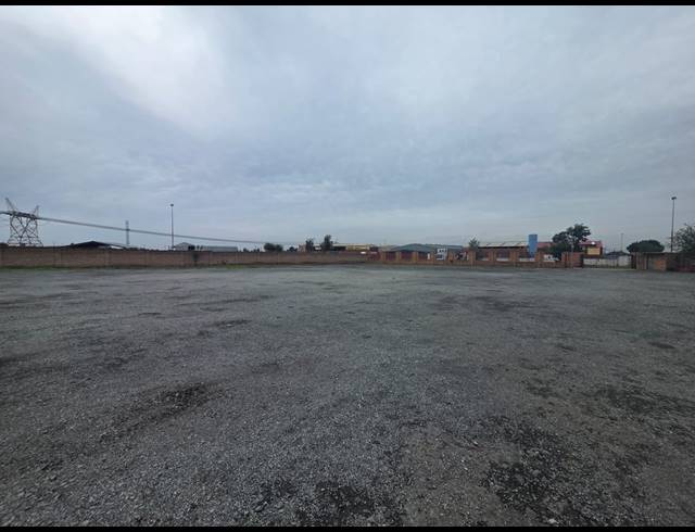6,000M² INDUSTRIAL YARD TO LET IN ALRODE SOUTH